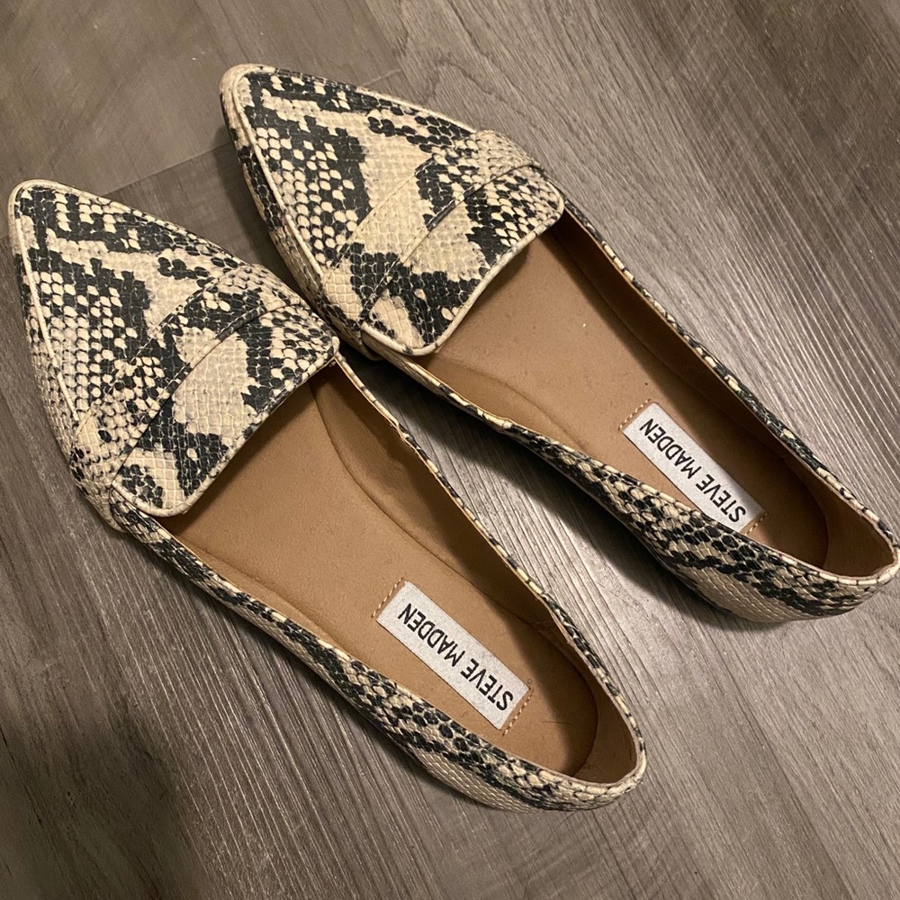 STEVE MADDEN Jianna Leather Loafer